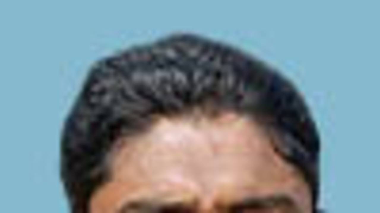 Kapil Seth, Kapil Seth, Portrait
