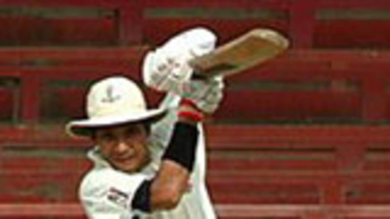 Syed Maqsood batting for UAE, 3rd day, UAE v Canada, ICC Intercontinental Cup semi-final, November 19 2004