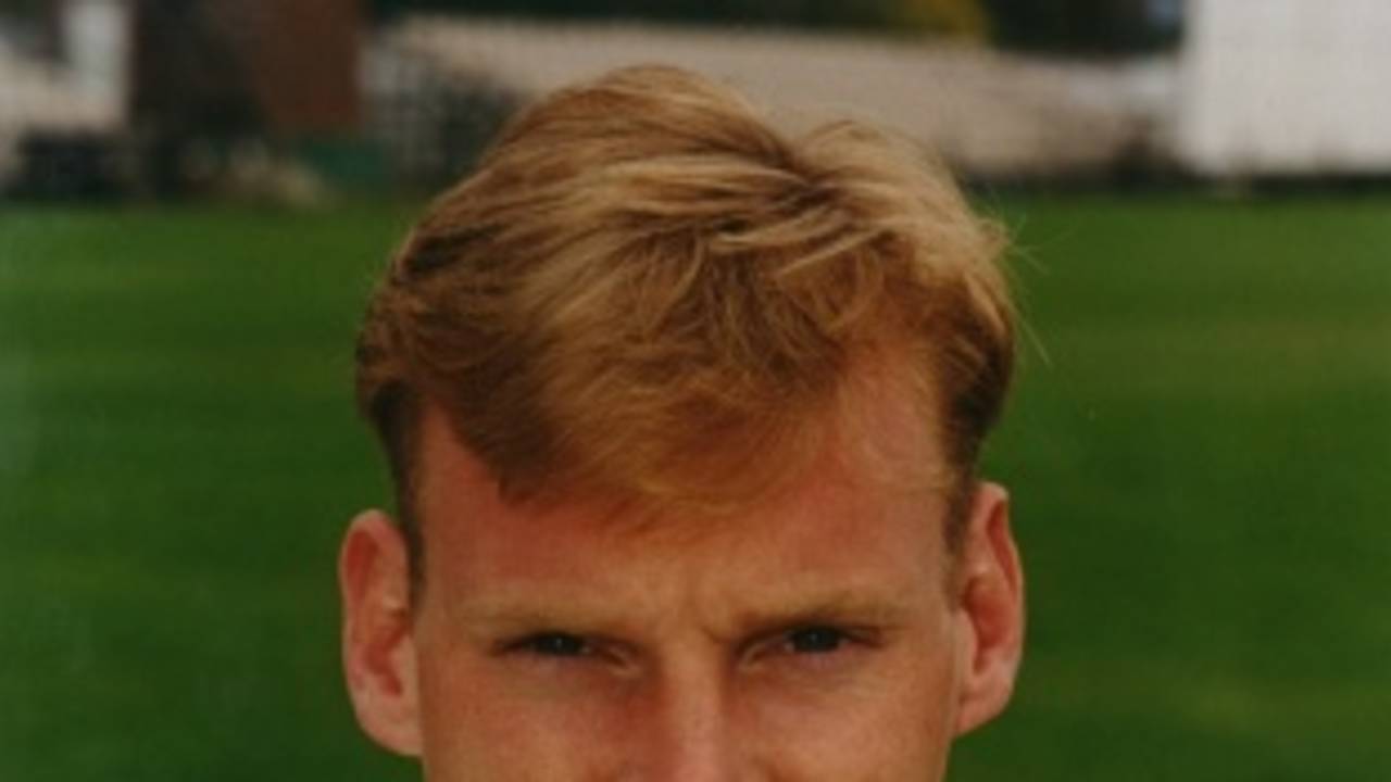 Stuart Milburn, Hampshire bowler 1994-1995