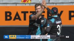 Watch - Neesham strikes with his first ball