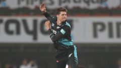 Report: Mitchell, Santner give NZ first win on tour