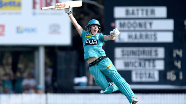 Wbbl store live score