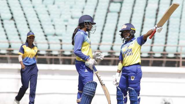 Star cricket hotsell live woman