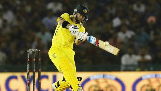 Wade and Green light it up as Australia chase down 209