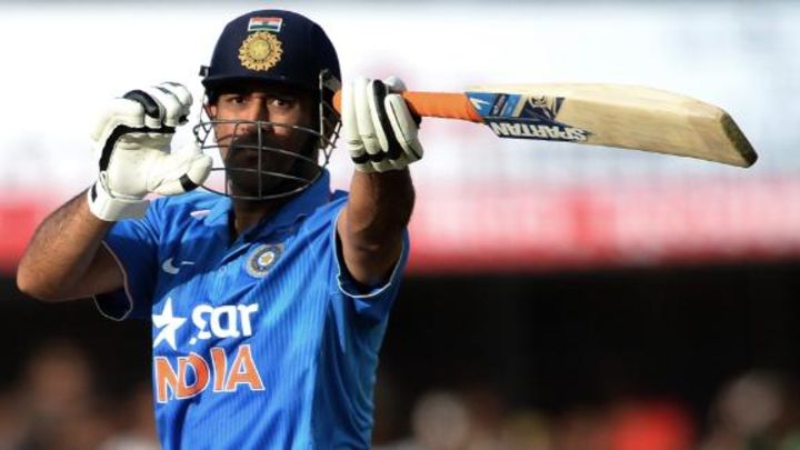'If I can't take pressure, no one can' - Dhoni