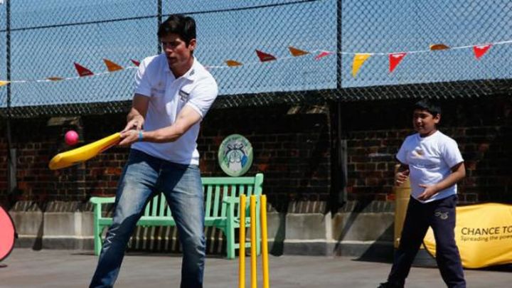 10,000-run milestone will be 'great moment' - Cook