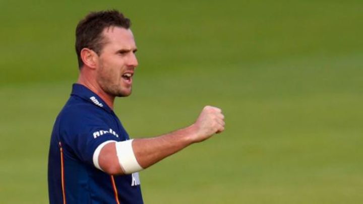 Shaun Tait joins KKR