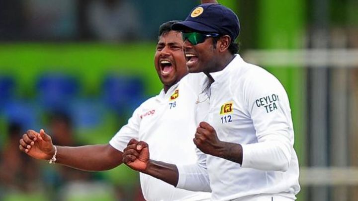 'We are all behind Herath' - Mathews