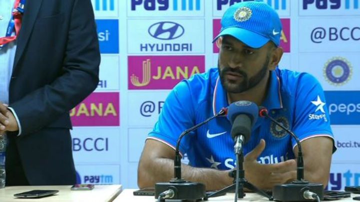 'Hard to bat down the order on these wickets' - Dhoni