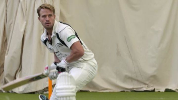 Nick Compton: How to face offspin