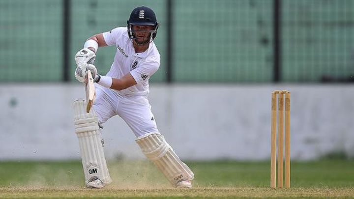Compton: Duckett doesn't seem to fit in at No.4