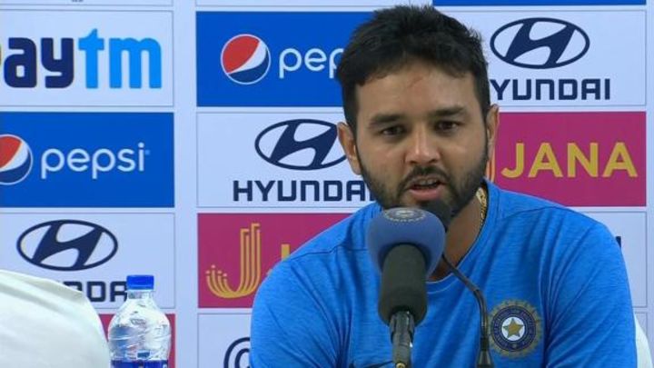 Parthiv claims India's bowlers better than 'lucky' England
