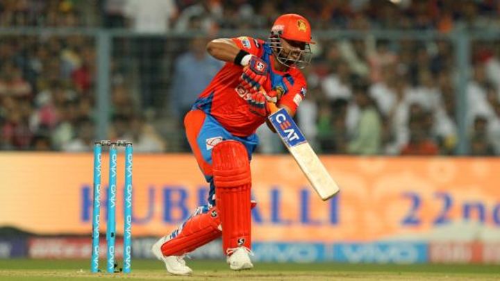 Agarkar: Raina hits sixes when most needed