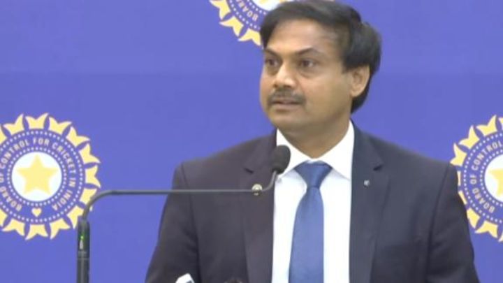 'A legendary player like MS Dhoni knows when to retire' - MSK Prasad