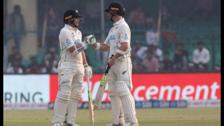 Vettori: 'New Zealand need a big lead to keep India spinners out of the game'