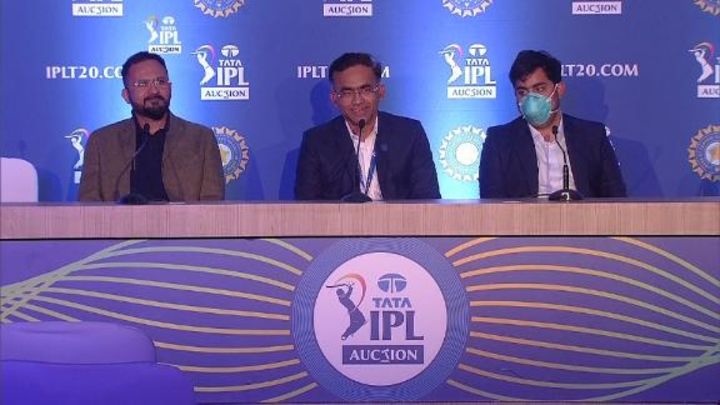Akash Ambani: I hope our players don't feel the pressure of the price tag