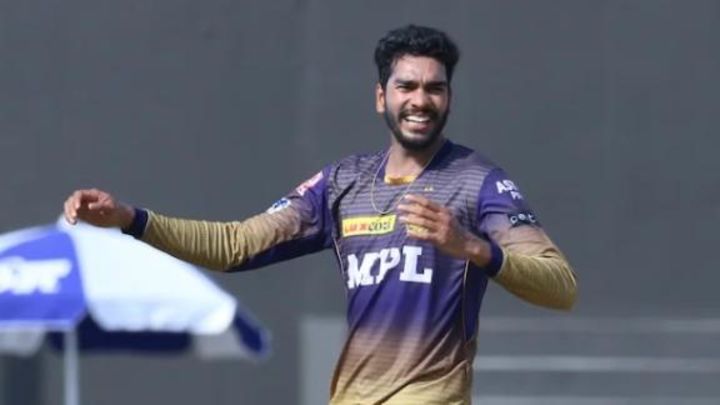 Should Shreyas Iyer trust Venkatesh Iyer more with the ball?