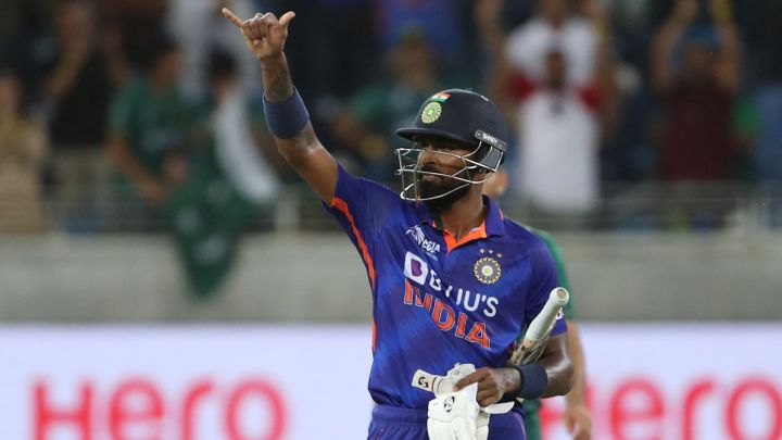 'Hardik Pandya in the side means India almost have 12 players' - Mickey Arthur