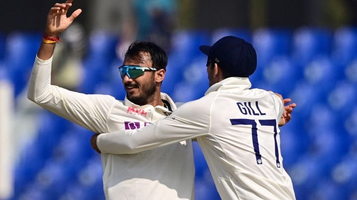 Jaffer: Axar's pace makes it difficult for batters when the ball starts to turn