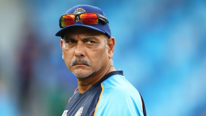 Shastri wants India to select Kuldeep and the better wicketkeeper
