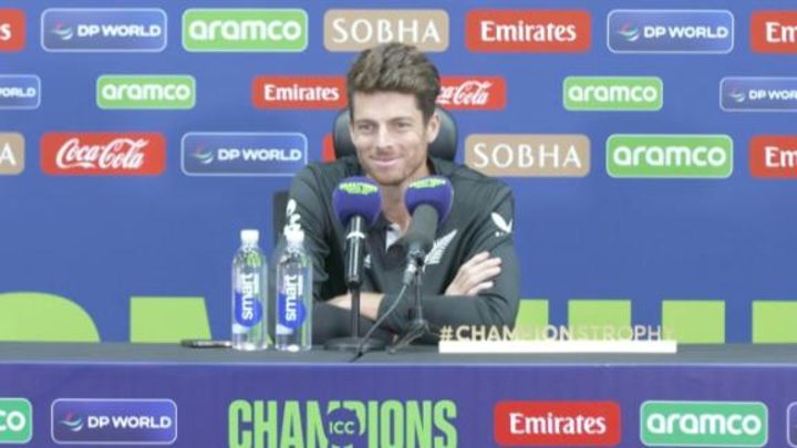 Santner: 'Rohit puts fear in bowlers'