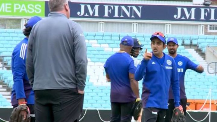 Watch - Gambhir's heated exchange with Surrey groundsman