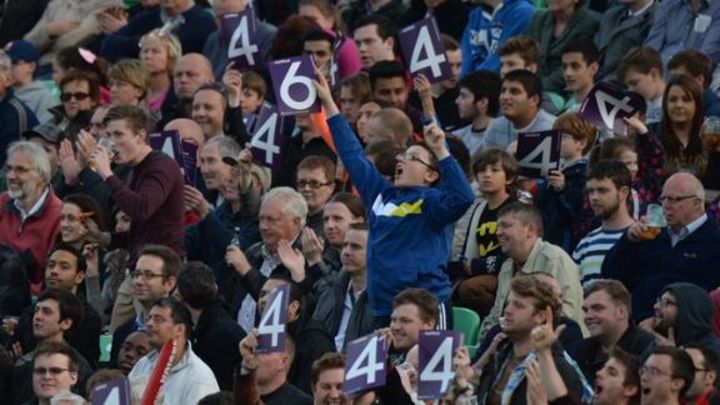 Surrey chief predicts record T20 Blast crowds in 2015