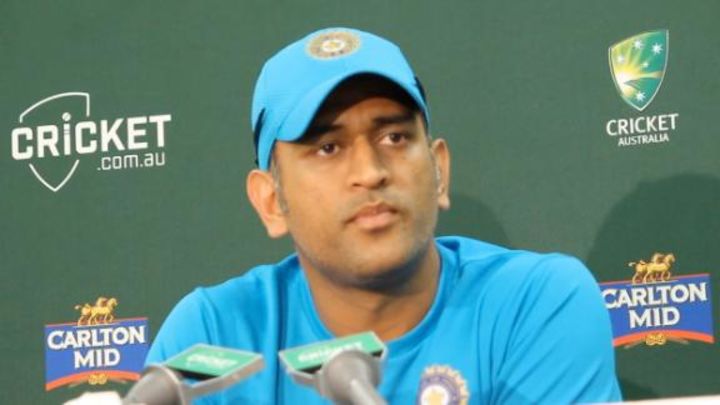 'I have to keep dealing with all these things' - Dhoni