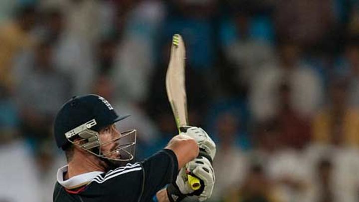 Razzaq blitz levels series for Pakistan