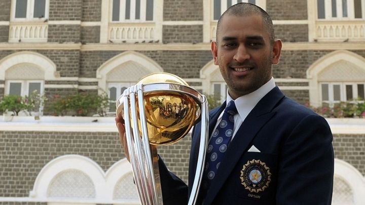 New captain not feasible before World Cup - Dhoni