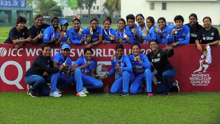 Harmanpreet's final-over six secures title for India