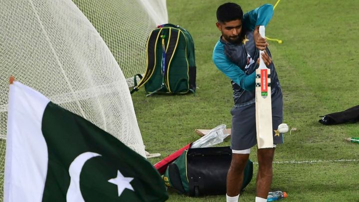 पाकिस्तान मुख्य चयनकर्ता वसीम : हम बल्लेबाज़ी में अन्य टीमों से एक क़दम पीछे हैं