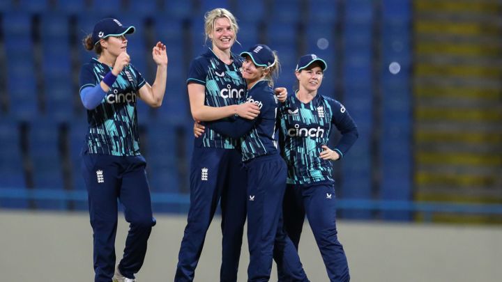 Lauren Bell claims four wickets to seal series for England with a game to spare