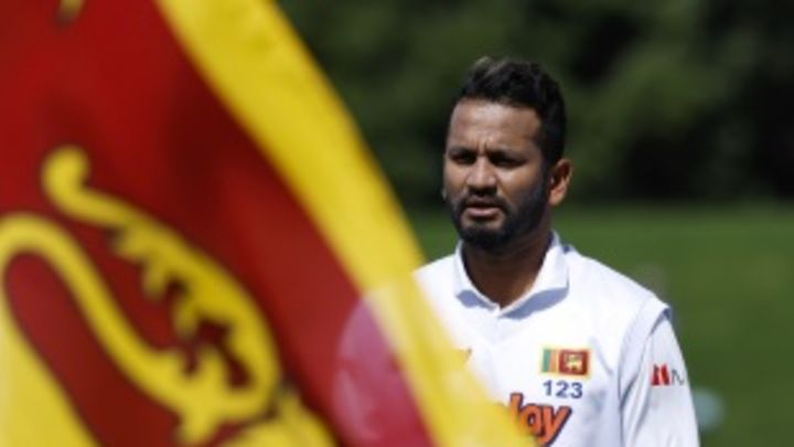 Dimuth Karunaratne wants to step down as captain after Ireland Tests next month