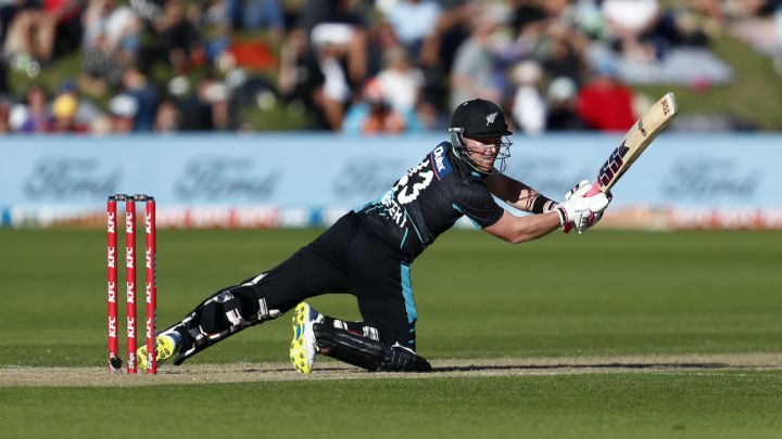 Seifert guides New Zealand to victory in final-over thriller to seal series 2-1