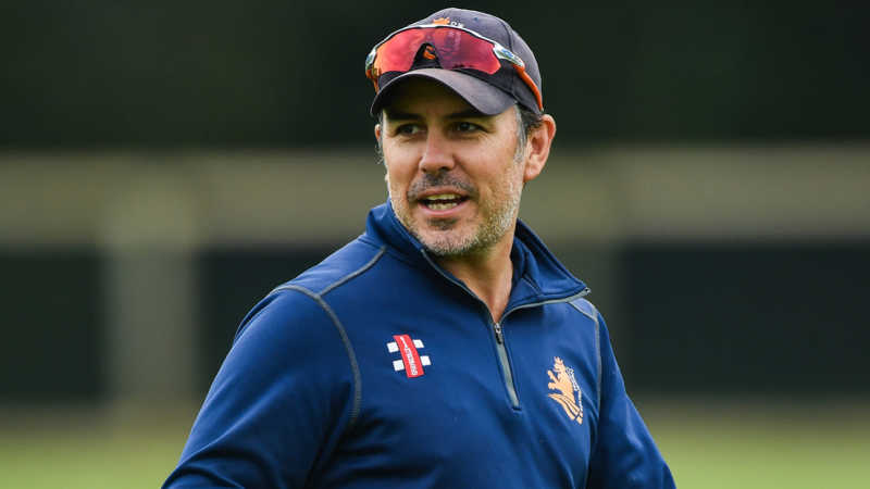 England cricket coach to leave New Zealand after bereavement