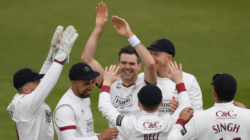 Evergreen Anderson takes five to leave Northants on the ropes