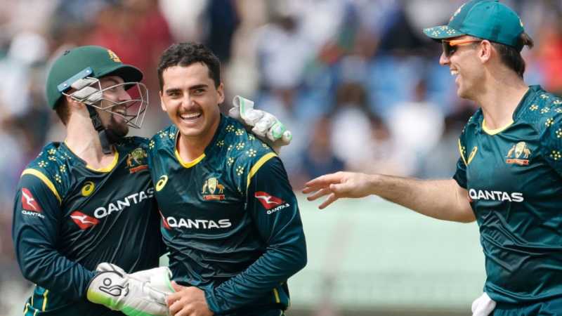 Debutant Davies Shines with 4 Wickets — Australia's Spinners Dominate Bangladesh in Stunning Performance