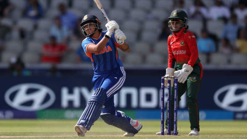 Bangladesh bank on bowlers in bid to bring India down