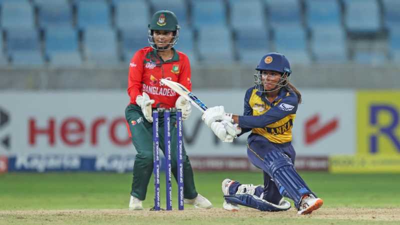 Samarawickrama's unbeaten 48 guides Sri Lanka to four-wicket win over Bangladesh, securing semi-final berth