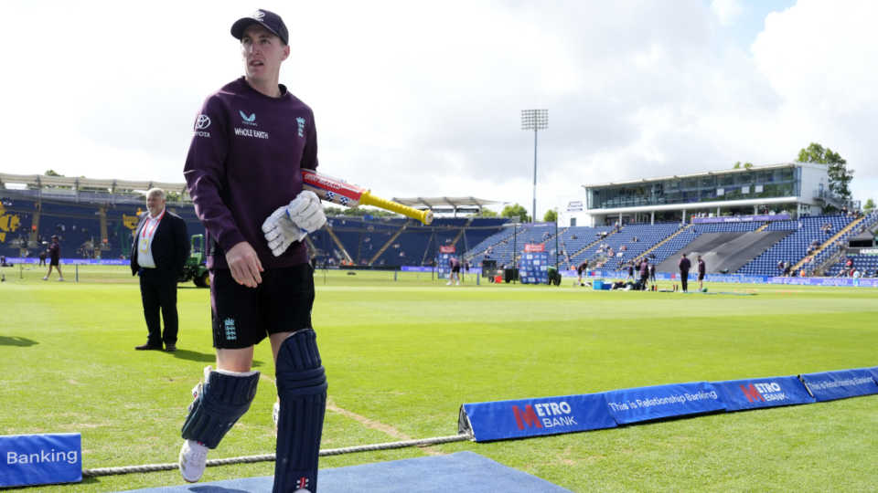 England Falter Early as West Indies Take Command in Second ODI
