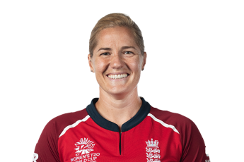 Katherine Brunt Profile And Biography Stats Records Averages Photos And Videos