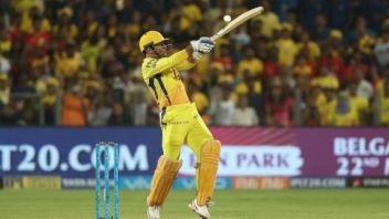Ms Dhoni And Managing Chaos