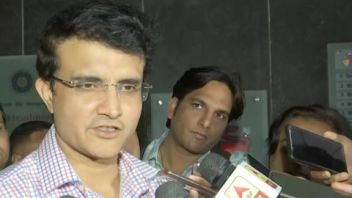 Bcci President Sourav Ganguly Indicates Ipl 2020 Likely To Be Truncated Bcci president sourav ganguly paid a visit to the days after his arrival in uae, former india skipper and current bcci president sourav ganguly paid a visit. bcci will assess the ipl situation every week ganguly