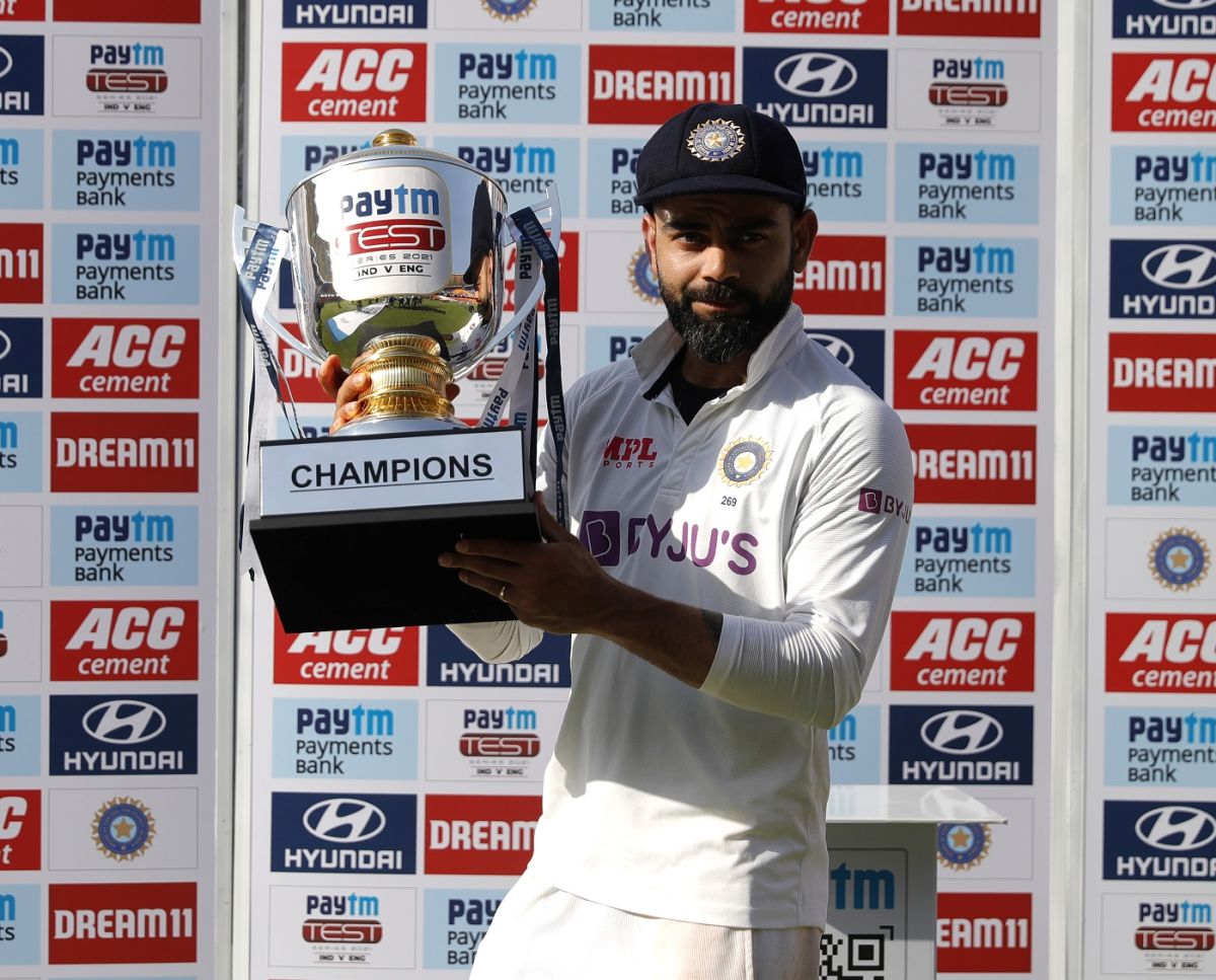 Virat Kohli poses with the trophy, India vs England, 4th Test, Ahmedabad, 3rd day, March 6, 2021