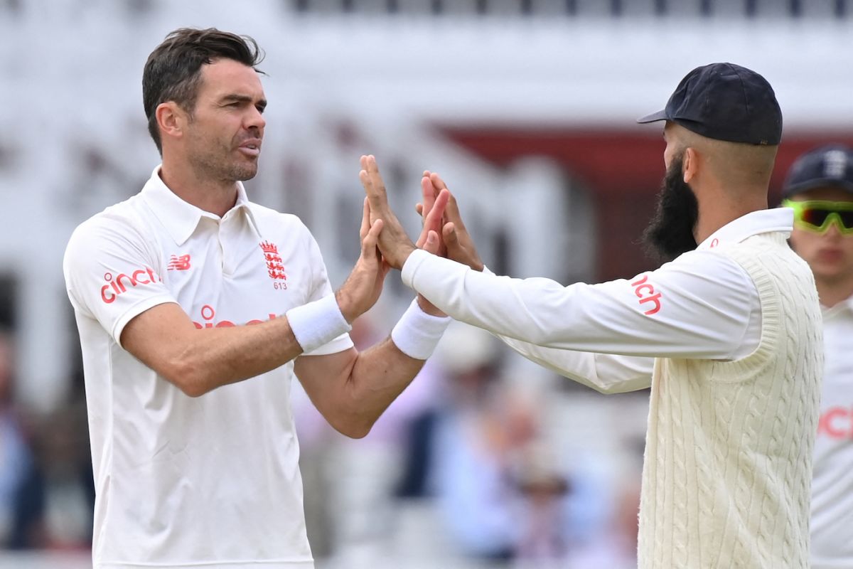 James Anderson celebrates one of his five with Moeen Ali, England vs India, 2nd Test, Lord's, 2nd day, August 13, 2021