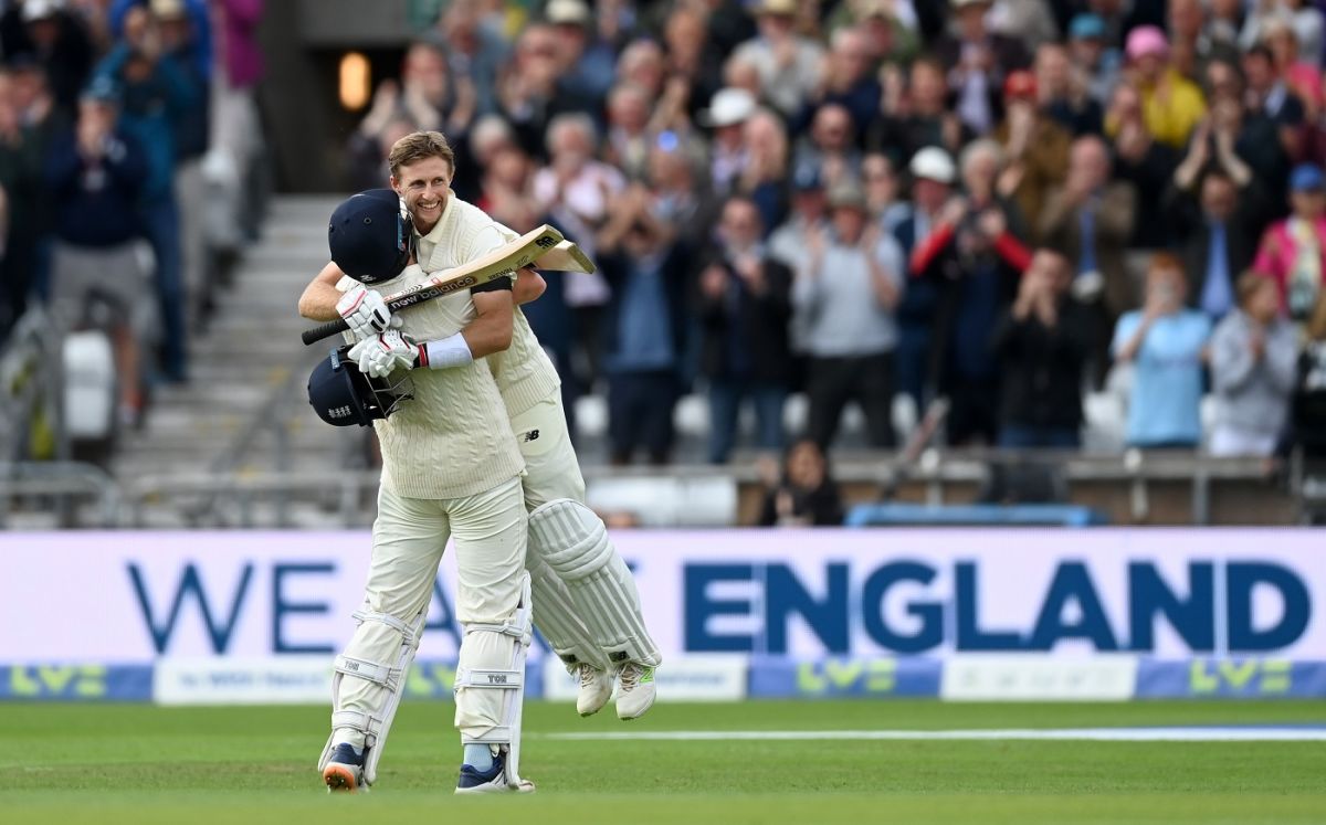 Joe Root is embraced by Jonny Bairstow after reaching his hundred, England vs India, 3rd Test, Leeds, 2nd day, August 26, 2021