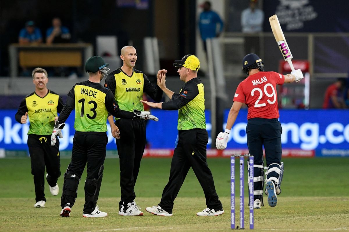 Ashton Agar celebrates with his team-mates after dismissing Dawid Malan, Australia vs England, T20 World Cup, Group 1, Dubai, October 30, 2021