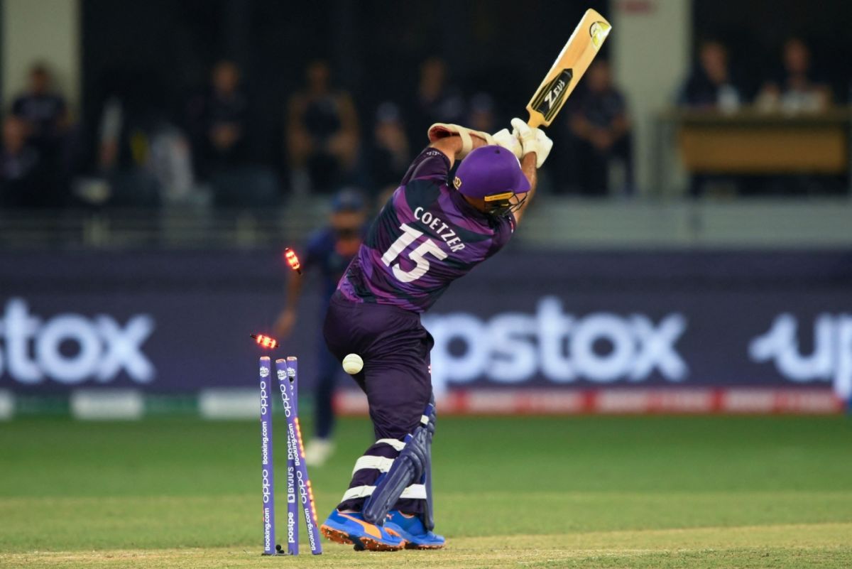 Kyle Coetzer was bowled cheaply by Jasprit Bumrah, India vs Scotland, Men's T20 World Cup 2021, Super 12s, Dubai, November 5, 2021