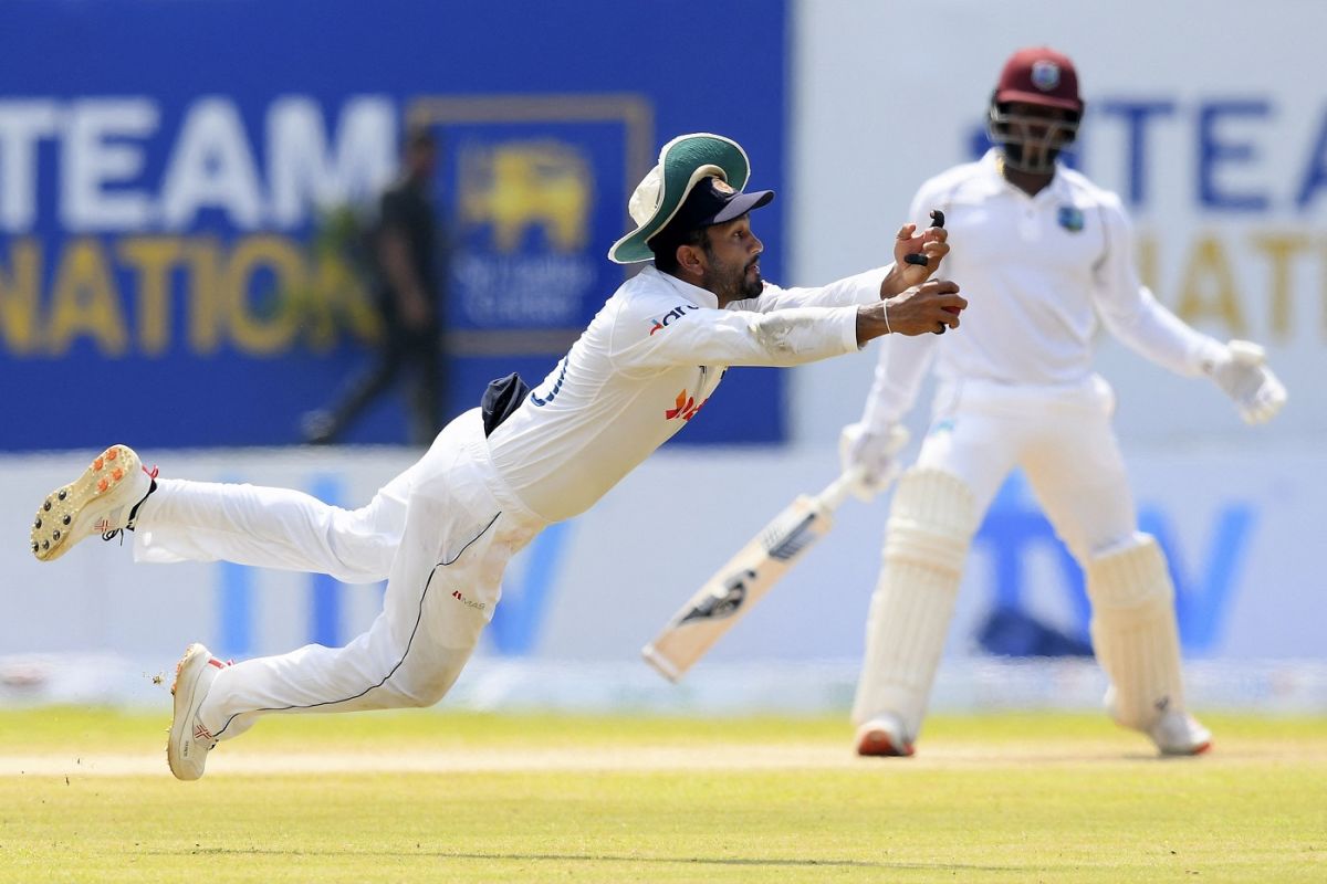 Dimuth Karunaratne takes a catches to remove Kyle Mayers, Sri Lanka vs West Indies, 1st Test, Galle, 3rd day, November 23, 2021